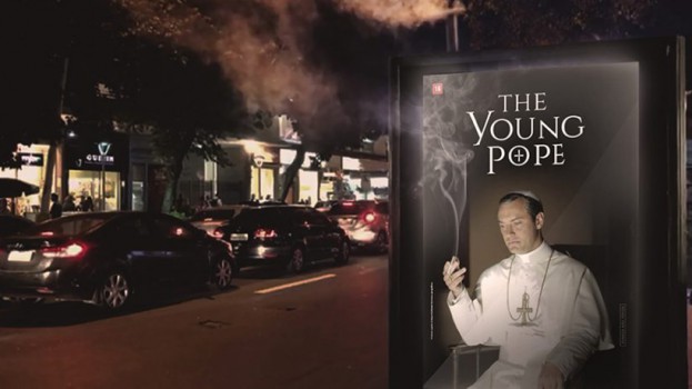 young-pope-smoke-hed-2017-840x460